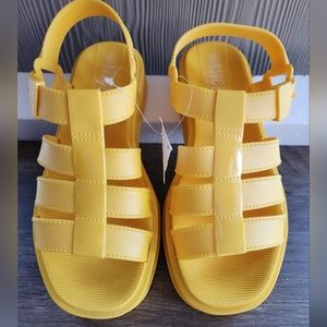 Rouge Fisherman Yellow Sandals